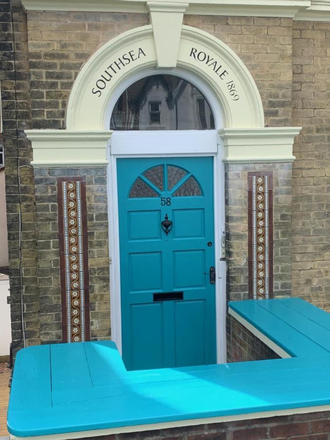 Southsea Royale Studio, James Bond, Parking, Seafront Portsmouth Ngoại thất bức ảnh