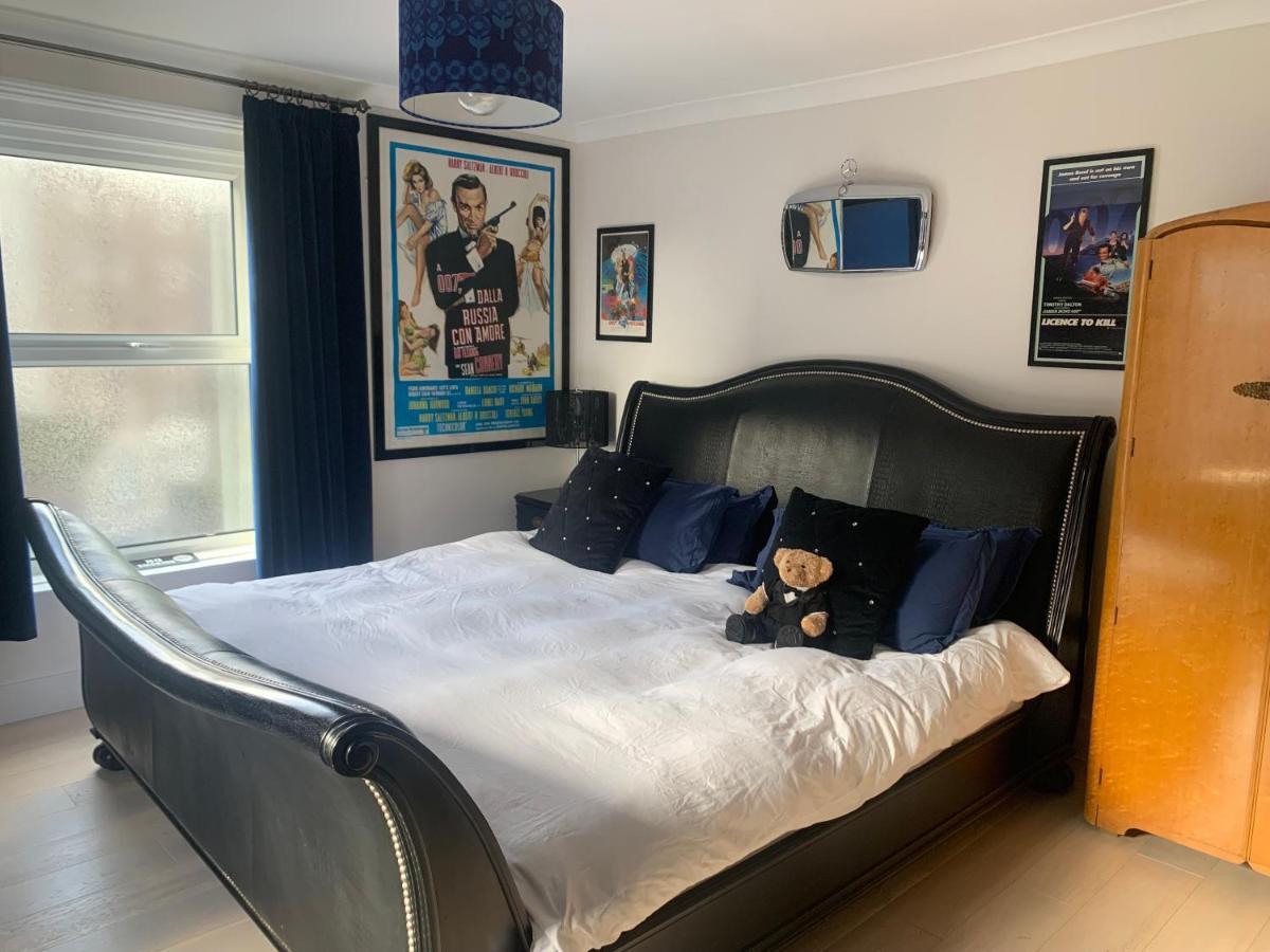 Southsea Royale Studio, James Bond, Parking, Seafront Portsmouth Ngoại thất bức ảnh